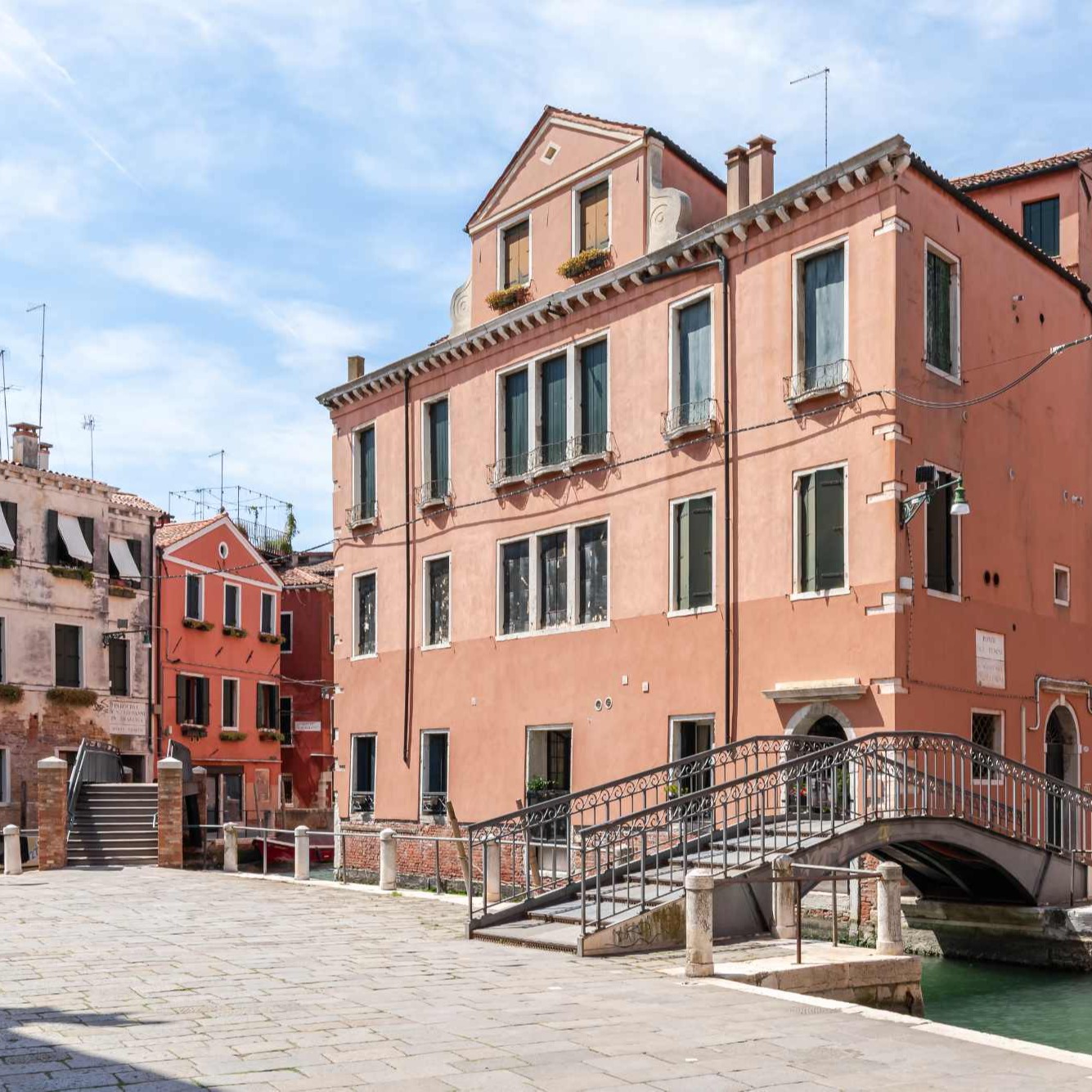 Alessandro Pietrosanti, property photographer in London for real estate and Airbnb listings.